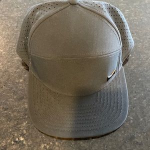 TRENCHES ICON HYDRO
Performance Snapback Hat